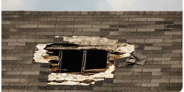 5280-1618379482-roof-damage.jpg